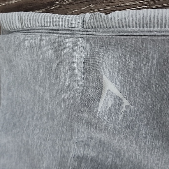 Gymshark Amplify Ombré High Waisted Seamless Leggings Light Gray Ivory White XS - Picture 8 of 12